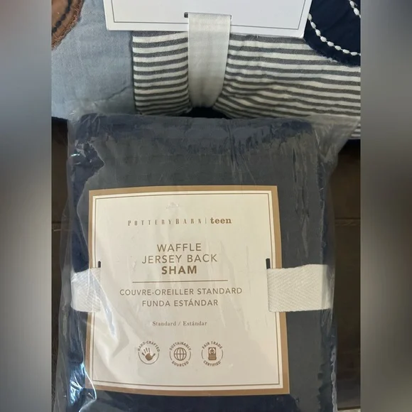 Pottery Barn All-Star Sports Quilt Bedding Set Twin Navy Sham Bundle Set - Picture 5 of 6